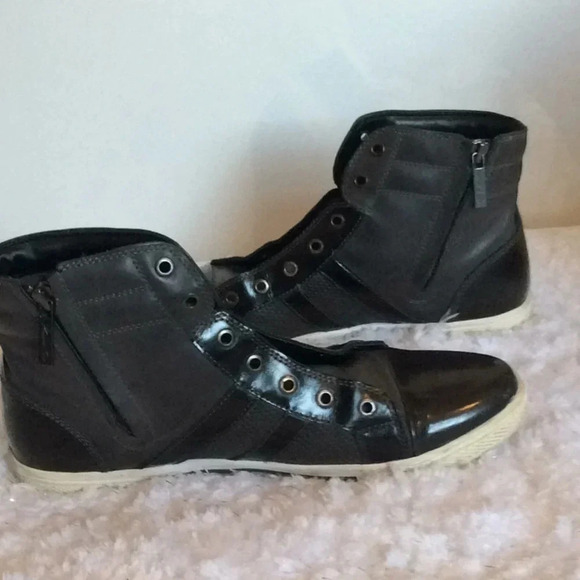 Kenneth Cole Black Leather Sneakers Size 9